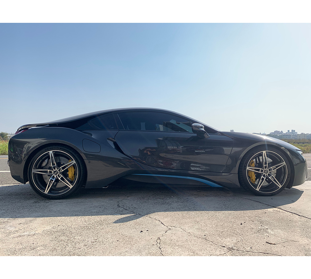 BMW i8 前改PORSCHE 991 GT3 6P卡鉗+Ø380*38-2PCS 陶瓷盤/後改PORSCHE 991 GT3 4P卡鉗雙卡鉗+Ø370*30-2PCS 陶瓷盤